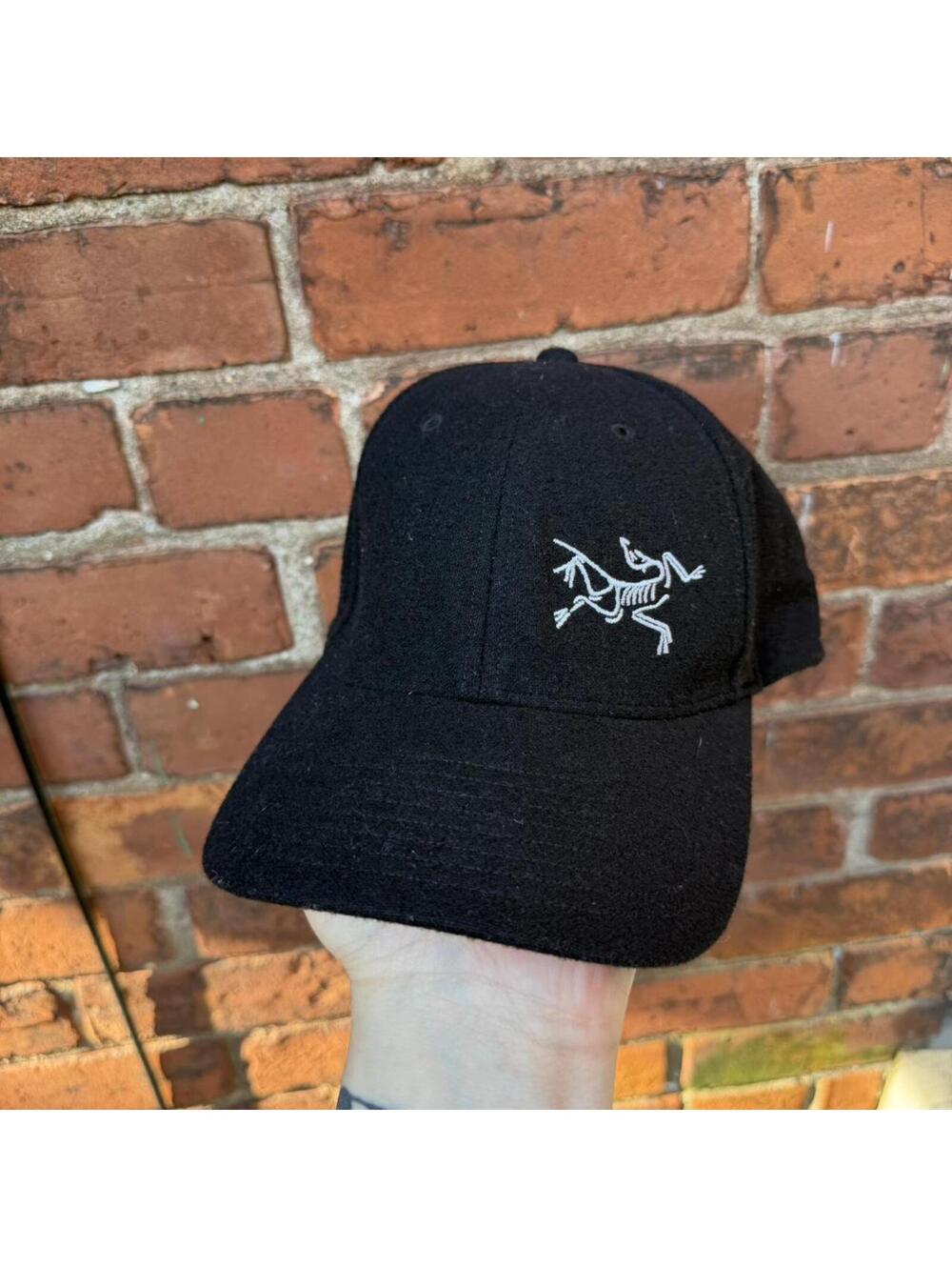 Arc’teryx wool blend flex fit hat 00s S/M